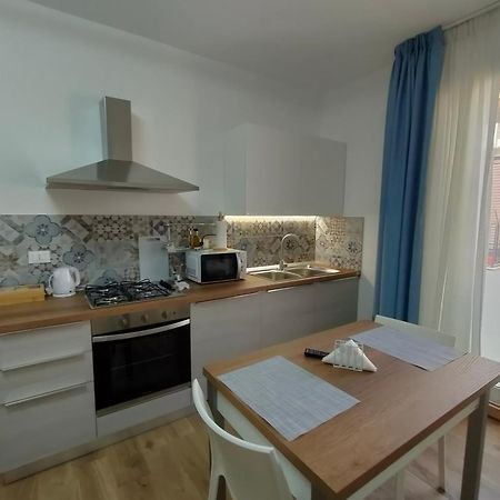 Dh Studio Apartments Кастелламмаре-дель-Гольфо Екстер'єр фото