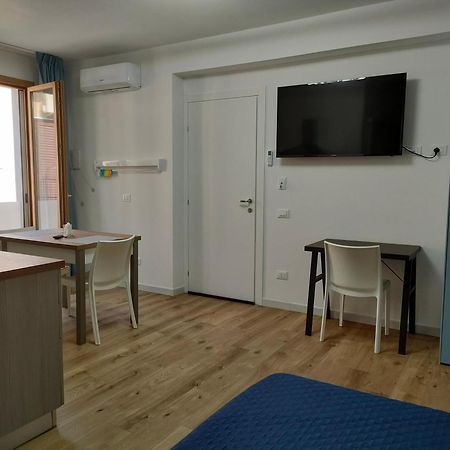 Dh Studio Apartments Кастелламмаре-дель-Гольфо Екстер'єр фото