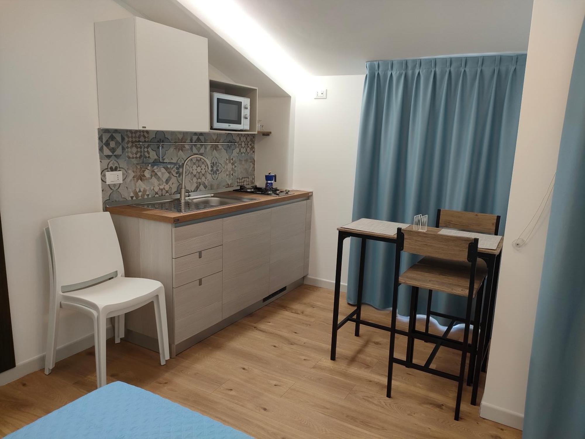 Dh Studio Apartments Кастелламмаре-дель-Гольфо Екстер'єр фото