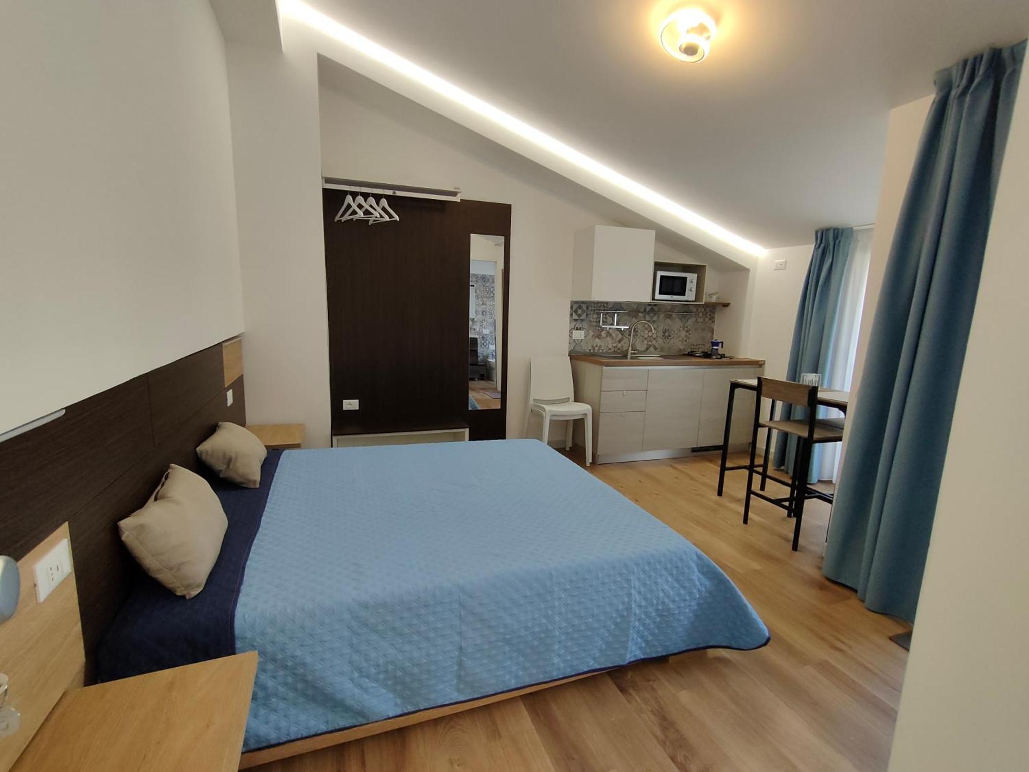 Dh Studio Apartments Кастелламмаре-дель-Гольфо Екстер'єр фото