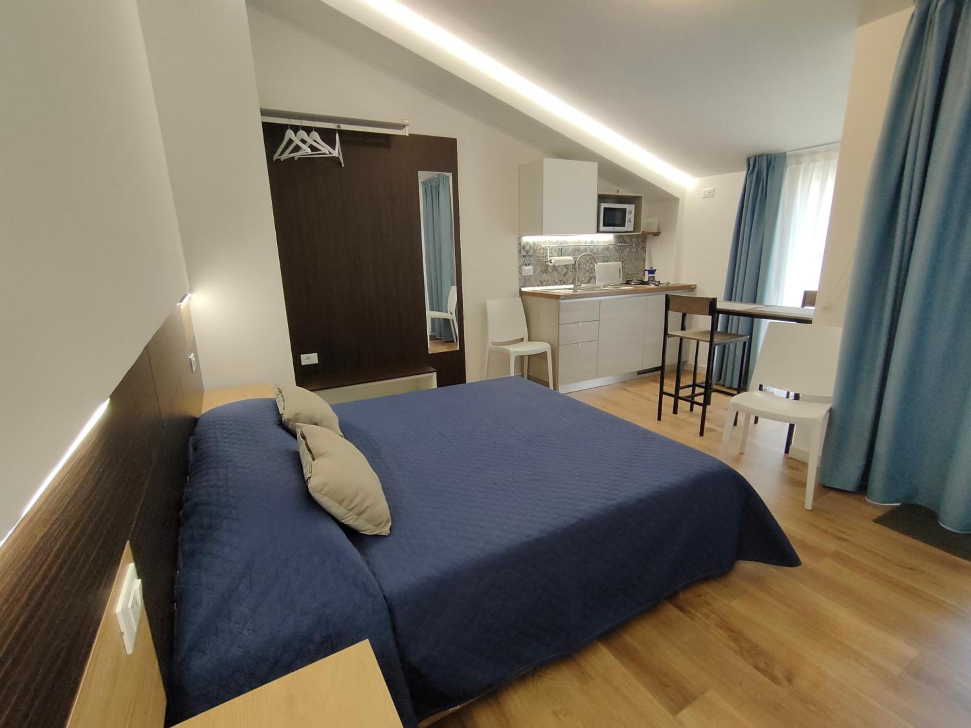 Dh Studio Apartments Кастелламмаре-дель-Гольфо Екстер'єр фото