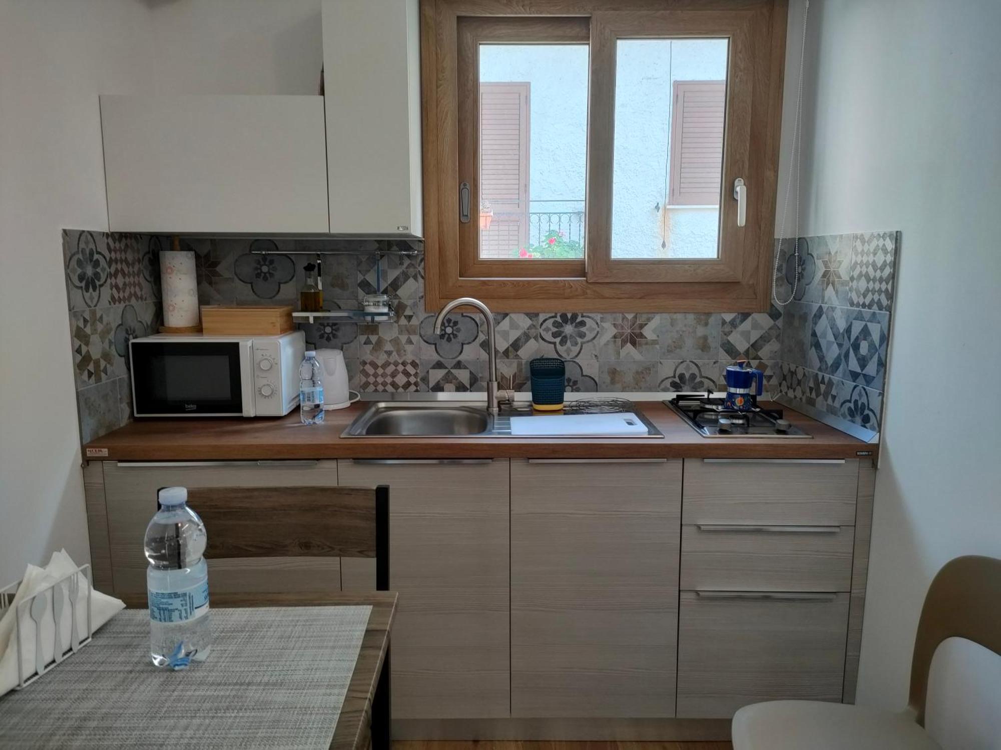 Dh Studio Apartments Кастелламмаре-дель-Гольфо Екстер'єр фото